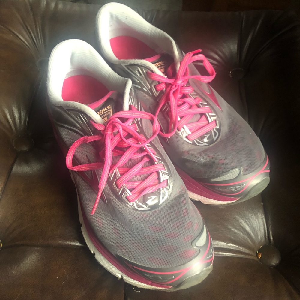 Brooks Guide Trail - women’s running shoes